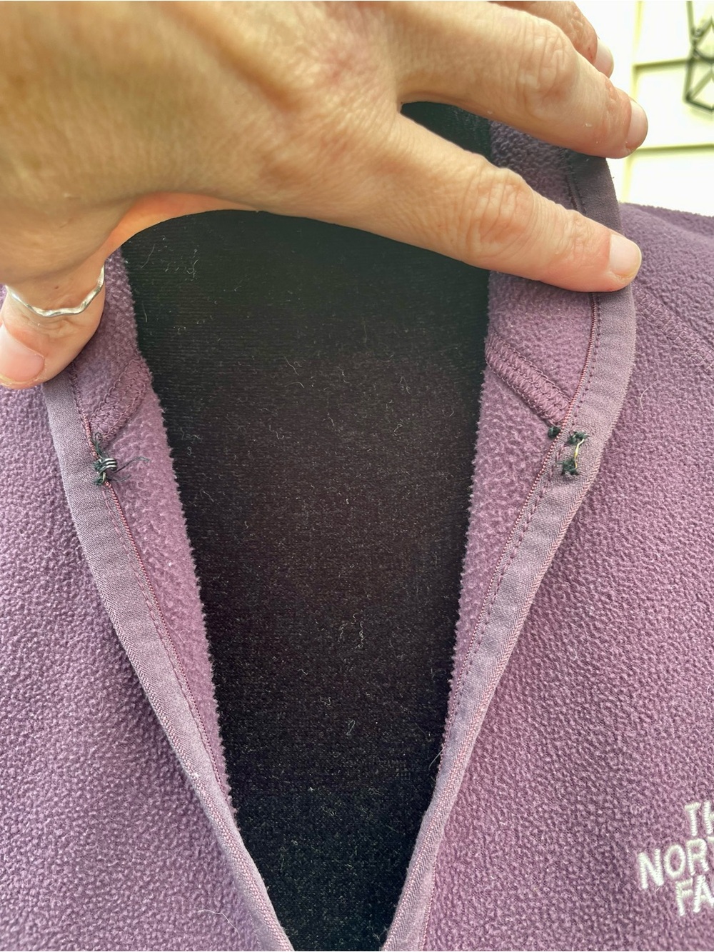 The North Face Women’s Fleece Unique Find! Dusty Plum color. WARM - Picture 6 of 15
